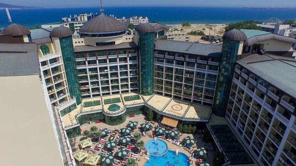 Planeta Hotel & Aquapark Free Beach Access Slantschew brjag Exterior foto Royal Holiday Palace