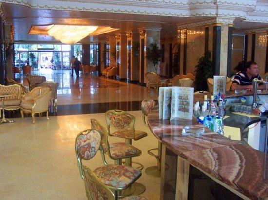Planeta Hotel & Aquapark Free Beach Access Slantschew brjag Exterior foto Lobby