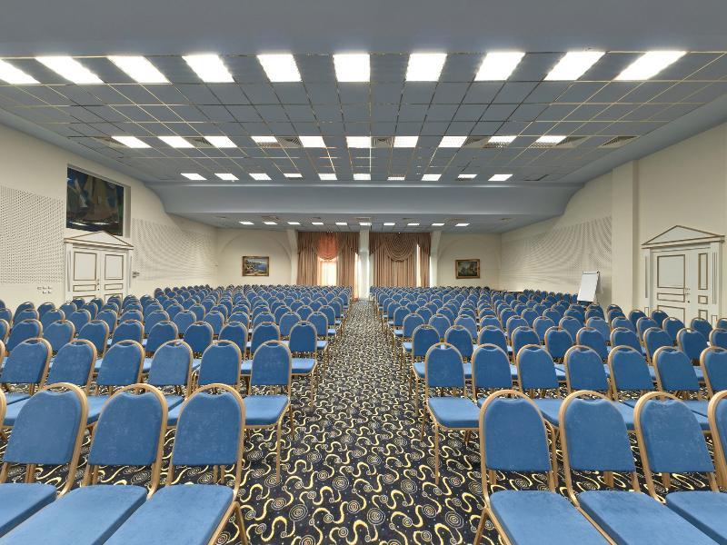 Planeta Hotel & Aquapark Free Beach Access Slantschew brjag Exterior foto The main conference room